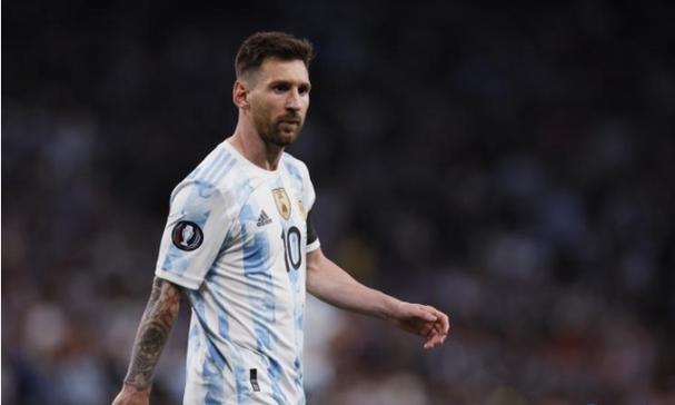 姚润昊退出上海叠纸科技公司